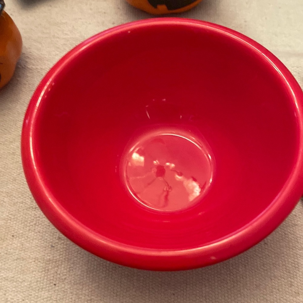 Terremoto minis. Red/white polka dots. 4” diameter. Set of two. Good condition.